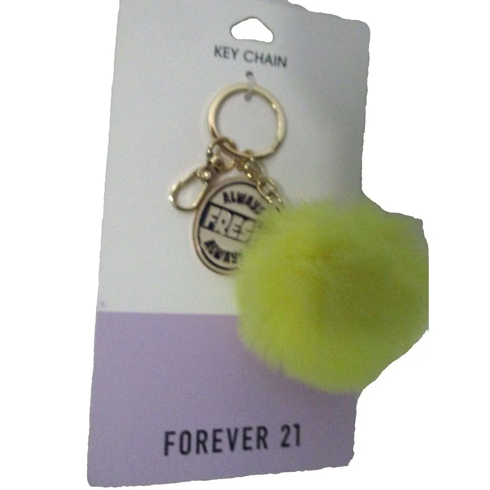 FOREVER 21 ALWAYS  FRESH YELLOW POM POM ENAMEL KEYCHAIN